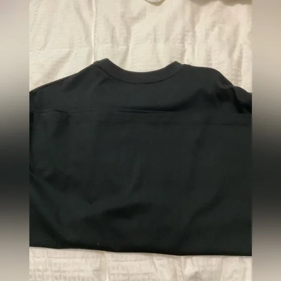 Fendi Fendace Logo Womens T-shirt
Black/Gold - Picture 3 of 14